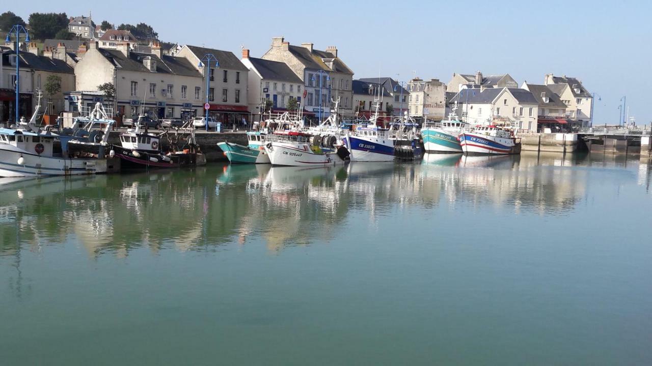 La Maison Du Postier Port-en-Bessin-Huppain Dış mekan fotoğraf